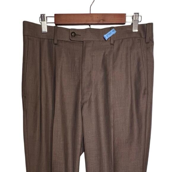 Axist 36/30 Men's Pleated Cuffed Brown with Slight Sheen Career Dress Pant - Picture 1 of 9